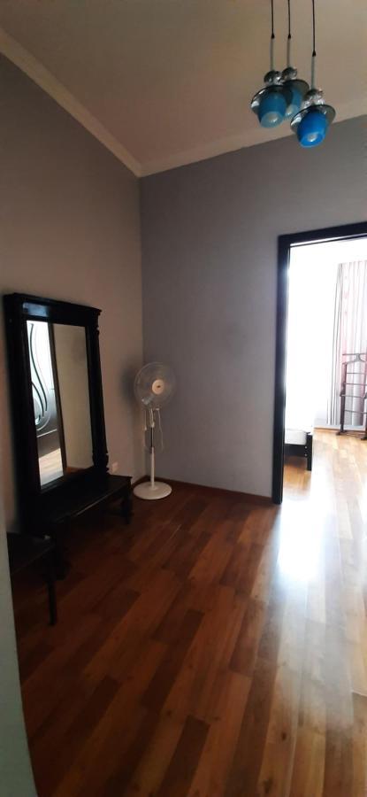 Apartment On Aleksandr Pushkin Street Tbilisi Bagian luar foto